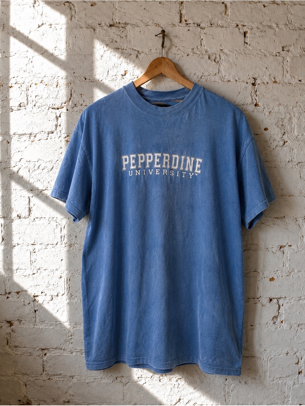 Vintage 90s Collegiate Pepperdine University Faded Blue Graphic T-Shirt Men’s M